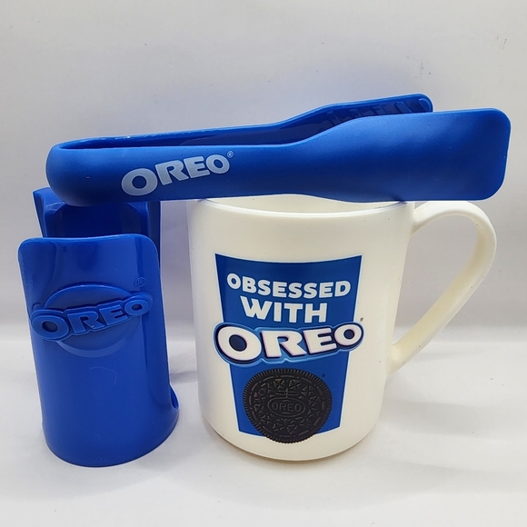 Oreo Other - NEW - Oreo Dunk Set- Cup, Cookie Cage & Tongs - Plastic